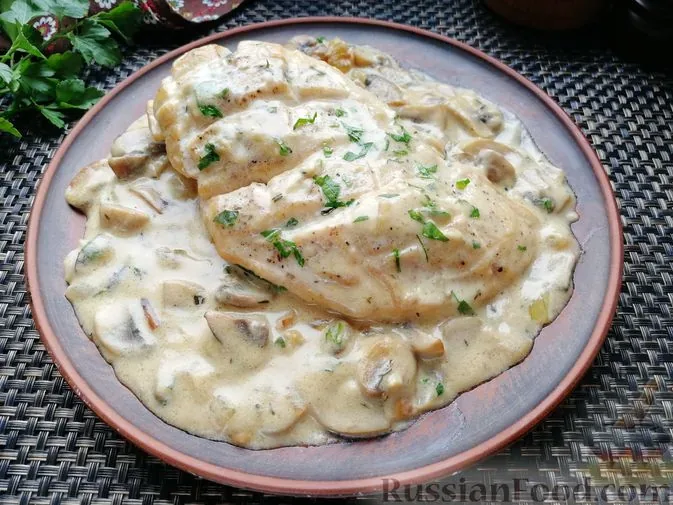 Курица в сливочном соусе 1п